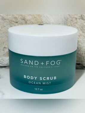 ⭐ SAND + FOG OCEAN MIST BODY SCRUB 12.7 OZ